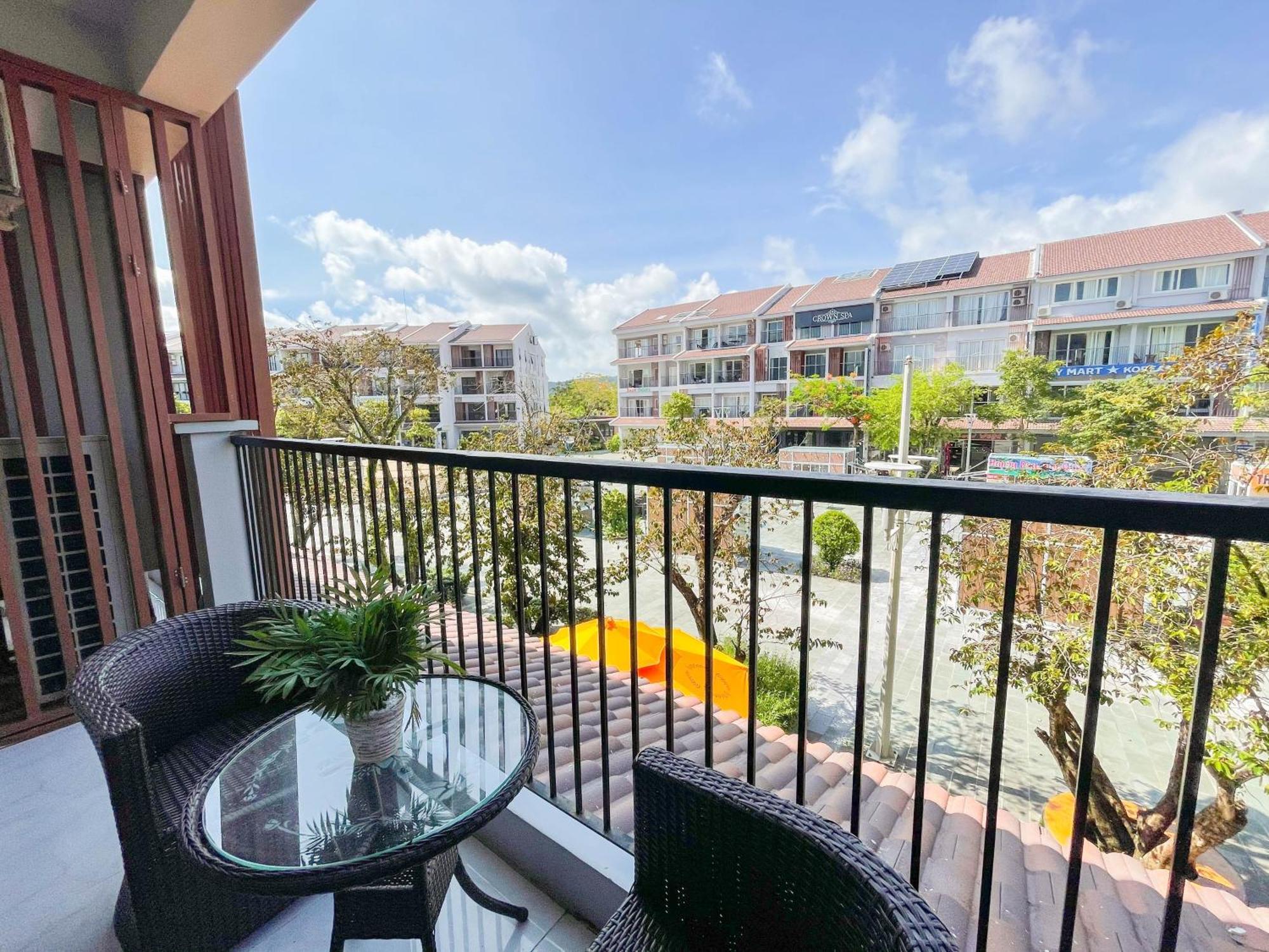 Amon Hotel Фу Куок Екстериор снимка